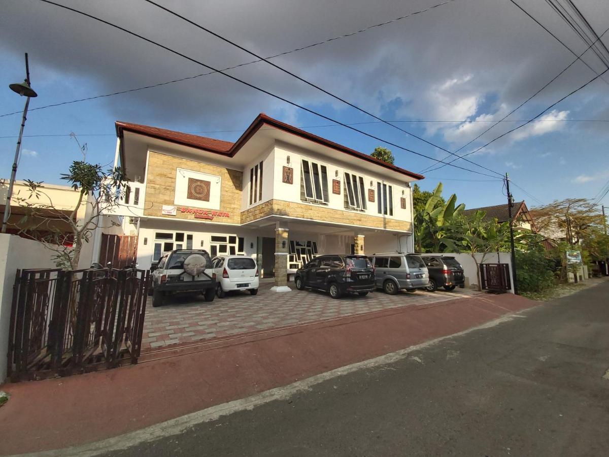 Banua Raya Homestay Yogyakarta Exterior foto